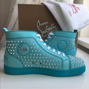 Comment below up to a size 15